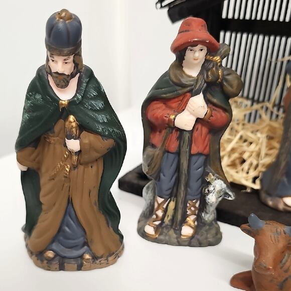 Elegant Nativity Scene w/Black Stable Joseph Mary Baby Jesus 3 Wise Men Ceramic - Picture 3 of 10